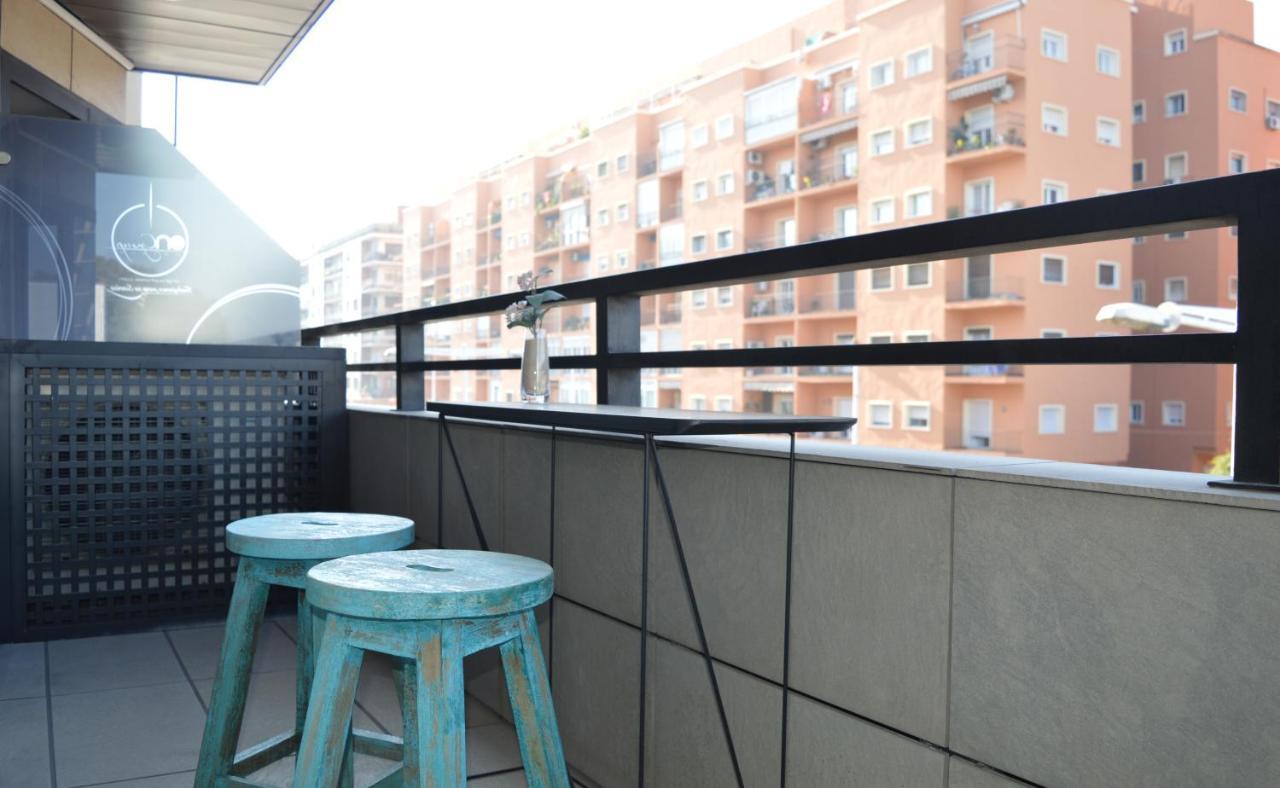 On Suites Sevilla Apartments Designed For Adults 外观 照片